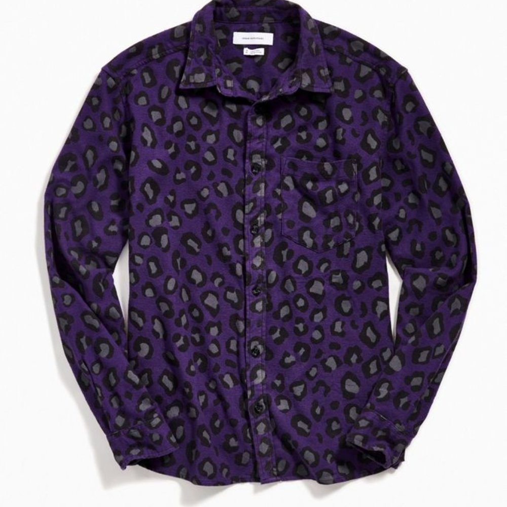 Animal Print Flannel Button-Down Men Shirt, size M
